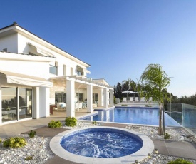 Pegeia Villa Sleeps 10 with Pool and Air Con