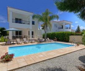 Pegeia Villa Sleeps 7 with Pool Air Con and WiFi