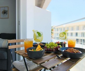 Phaedrus Living: Seaside Luxury Flat Athena 113