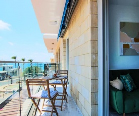 Phaedrus Living: Seaside Luxury Flat Athena 21