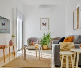 Phaedrus Living: Seaside Luxury Flat Lighthouse 67