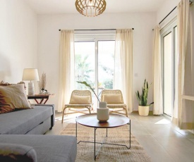 Phaedrus Living: Seaside Luxury Flat Limnaria 153