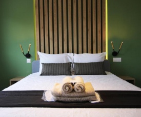 Phaedrus Living: Seaside Modern Flat Limnaria 123