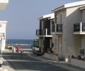 Philippou Beach Villas & Apartments