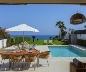 Protaras Beachfront Villa Pietra