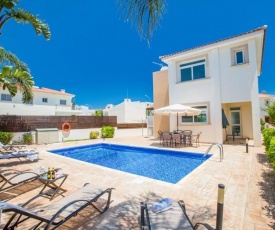 Protaras Villa Sleeps 6 with Pool and Air Con