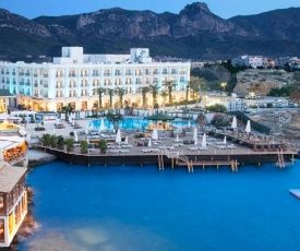 Rocks Hotel & Casino
