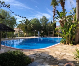 Schönes 3 Zimmer Apartment, Meerblick, Pool, freies WLan