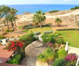 Sea front Villa Vera