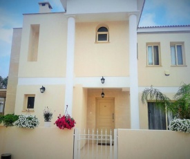 Anthorina Villa 10