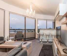 Sea View flat 301