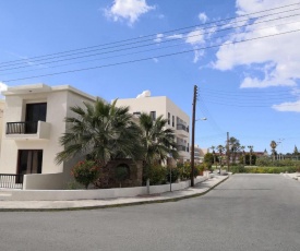 Seashell Apartments