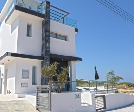 Seaside Luxury Villa