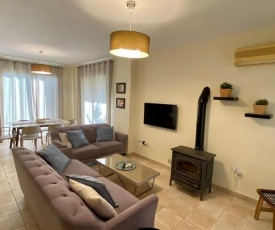 Serenity Villa Pervolia