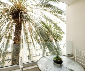 Spacious Studio Downtown