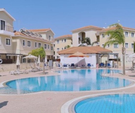 STAY Kyklades Resort & Spa