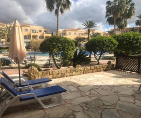 Stylish 1 bedroom apartment in Limnaria Gardens
