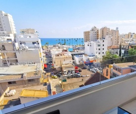 Sunny Daze Seaview Apartment