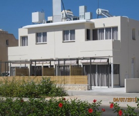 Sunny Holiday Apartments