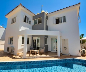 SunnyVillas: 4BR New Villa☆Private Pool