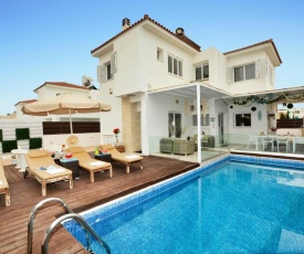 SunnyVillasCyprus: Modern 3BR Villa /w Pool