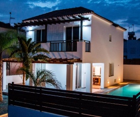 Sweet Destiny Villa with private pool