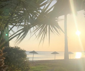 Sweetness Apartment By the Sea