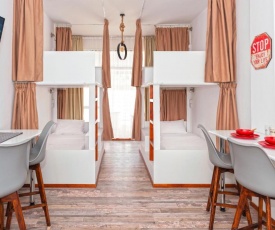 The Harbour Private Cabins & Dormitory Rooms