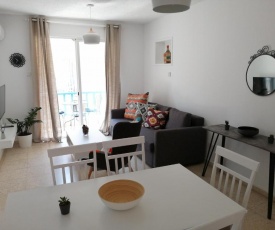 The Harbour Suite - 100m from the beach - 6 Guests