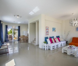 The Secret to Enjoying Your 5 Star Villa close to the Beach, Protaras Villa 1484
