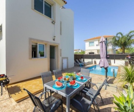 The Ultimate Guide to Renting Your Luxury 3 Bedroom Villa near the Beach, Protaras Villa 1478