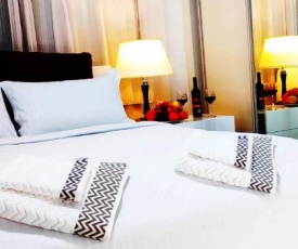 Uptown hotel holiday app daily rental contactless Check In & Check Out