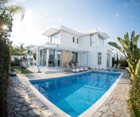 Venus de Milo Villa