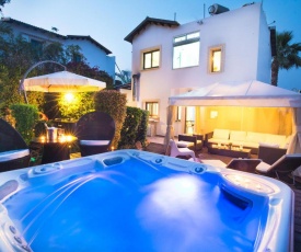 Villa Amelie - Konnos Beach