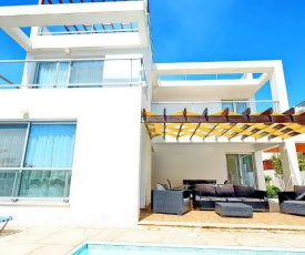Villa Ana