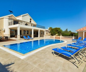 Villa Asklipi Titan - Exquisite Luxury 5 Bedroom Villa with Private Pool - Pool Table