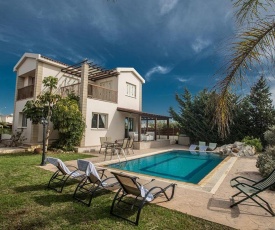 Villa Aspro Dyo - Lovely 3 Bedroom Ayia Thekla Villa with Private Pool and Sea Views