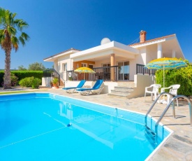 Villa Chrystalla