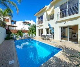 Villa Cliantha