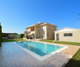 Villa Daryah Sirina Bay