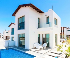 Villa Dina