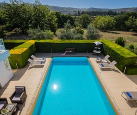 Villa in Giolou Sleeps 6 with Pool and Air Con