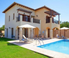 Villa in Kouklia Sleeps 4 includes Swimming pool Air Con and WiFi 0