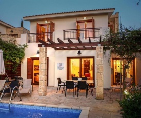 Villa in Kouklia Sleeps 6 includes Swimming pool Air Con and WiFi 1 6