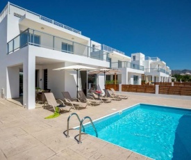 Villa in Pegeia Sleeps 6 includes Swimming pool Air Con and WiFi 0