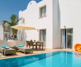 Villa in Protaras Sleeps 6 includes Swimming pool and Air Con 6