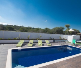 Villa in Protaras Sleeps 6 includes Swimming pool and Air Con 8