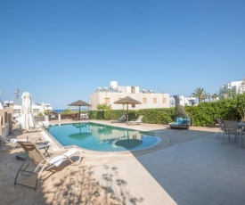Villa in Protaras Sleeps 8 includes Swimming pool and Air Con 5 0