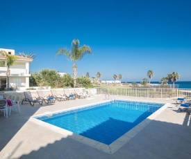 Villa in Protaras Sleeps 8 includes Swimming pool and Air Con 8 8