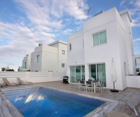 Villa Ioli Green Bay Protaras